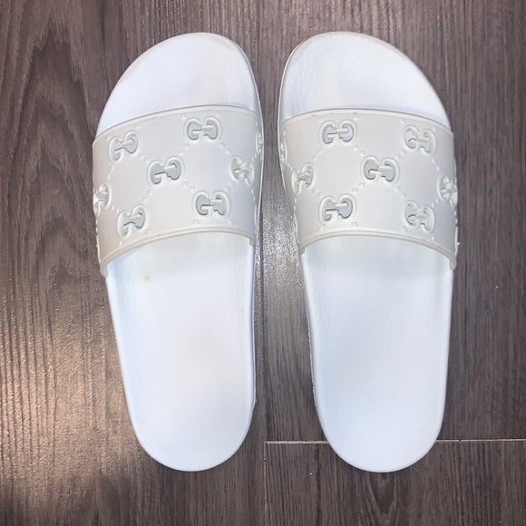 gucci rubber slides white